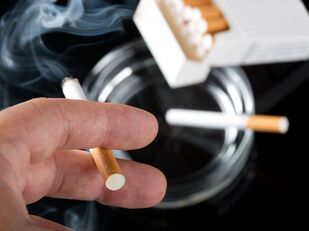 Το κάπνισμα εμποδίζει τη σύνθεση τεστοστερόνης